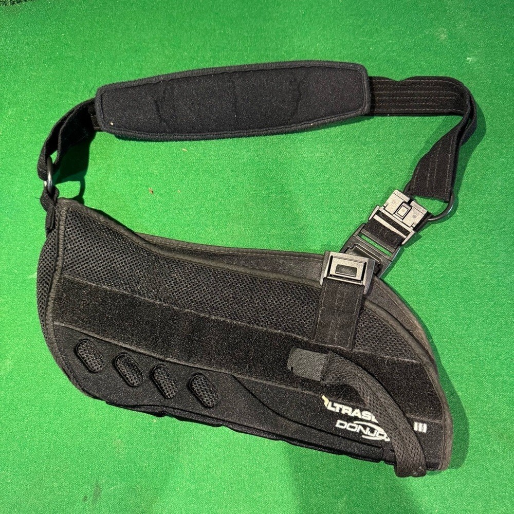 DonJoy UltraSling III shoulder support sling Medium Adult‎
